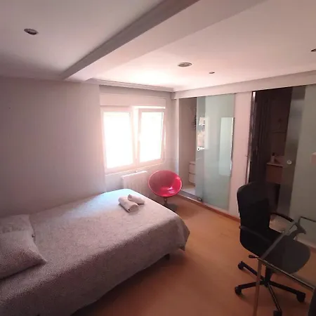 625b 4 Pumarin Apartment *